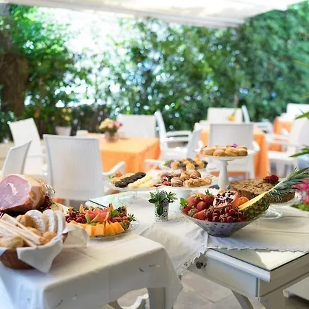 Admiral - On The 3* Riccione