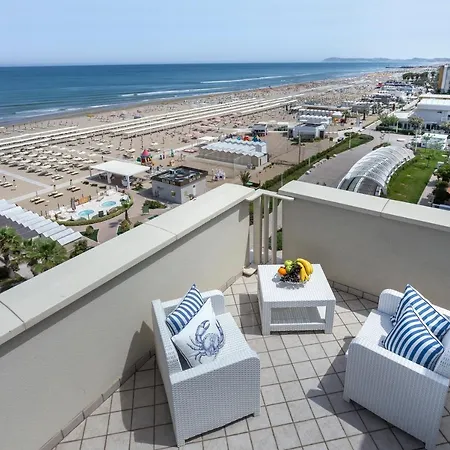 Admiral - Seaview Restaurant Hotel 3*