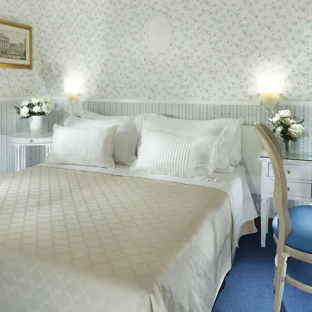 Admiral - On The Hotel Riccione