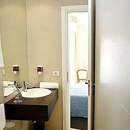 Admiral - Seaview Restaurant 3* Riccione