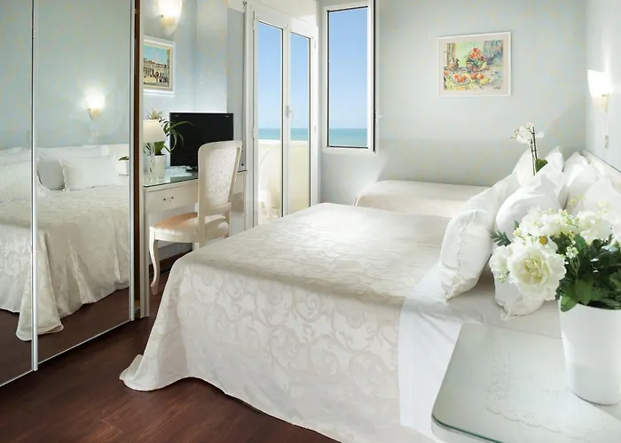 Hotel Admiral - On The 3*